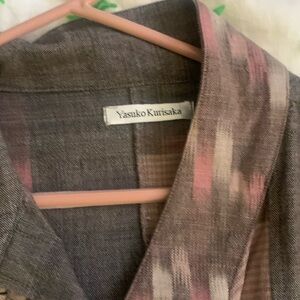 Casual cotton Yasuko Kurosawa toggle/button closure jacket. Unlined.